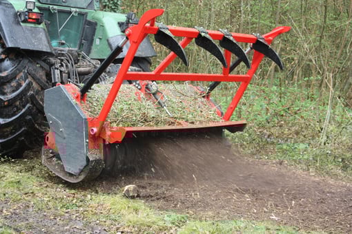 GRIZZLY_M550m (3)~-~media--aa5d92e7--query@2x.470546f4