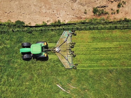 Agriquip Spearhead Multicut 620 Wing Mower Tractor Trailed